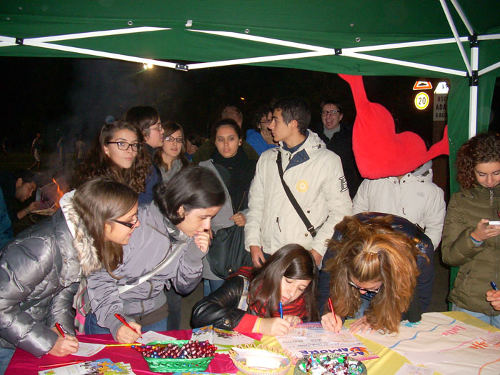 Percorso adolescenti - giovani 2012-2013 - Modena