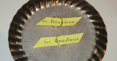 professione di sr Amandine e sr Anastasie