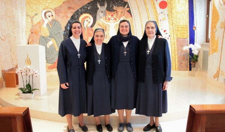 Rinnovazione 2018 sr Roberta e sr Giorgia