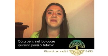 agosto giovani con radici